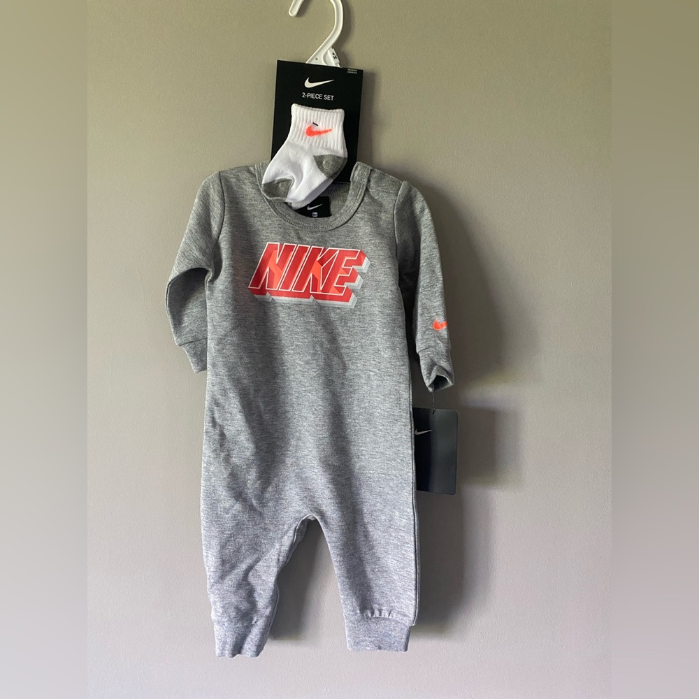 Nike set 6m